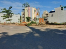 --Bán lô đất Đông Nam thị trấn Châu Ổ.