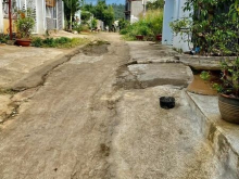 CẦN BÁN CĂN NHÀ CẤP 4. Dài miên man.THUỘC KHỐI 7p THÀNH NHẤT.