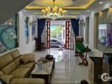 Tôi cần bán gấp nhà đối diện khu công nghiệp cầu tràm - Mặt tiền đường 20M