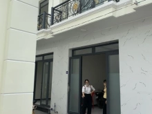 Kẹt tiền bán gấp nhà DT 109m2 giá 1 tỷ 850 xã Long Hòa Cần Đước Long An, SHR chí