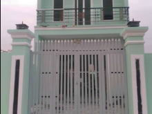 Bán Gấp nhà 1 trệt 1 Lầu ngay khu công nghiệp Cầu Tràm cách chợ Bình Chánh 5km g