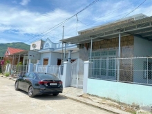 Bán căn nhà khu Tái định cư xã Suối Hiệp đường rộng 8m .