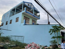 Bán nhà 1 chệch 2 lầu ,lộ xe tải vivu ..đang cho thuê tập thể hình