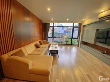 Bán nhà đẹp Mai Động-99m2 6 tầng thang máy-2 mặt thoáng-gara-nội thất xịn