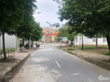 Mặt đường quốc lộ, gần bệnh viện Nông Nghiệp Ngọc Hồi, gần 1000m2, 3 tầng