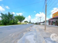 Bán 3200m2 đất mặt tiền Nguyễn Hữu Trí, Tân Bửu Bến Lức Long An
