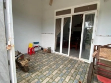 BÁN NHÀ GẦN KHU HÓT BUÔN Dù -CÁCH Ql và CHỢ Đạt Lý 400m