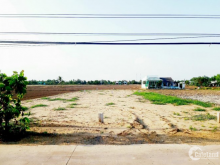 Chính chủ cần tiền bán gấp 240m2 đất thổ cư mặt tiền Trần Văn Nghĩa, SHR, xây tự