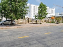 BÁN NHÀ CẤP 3 , ĐỐI DIỆN BV ĐA KHOA ĐỒNG THÁP MỚI.