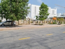 BÁN NHÀ CẤP 3 , ĐỐI DIỆN BV ĐA KHOA ĐỒNG THÁP MỚI.