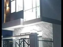 Nhà mới xây..1 trệt 1 lầu,3 phòng ngủ 