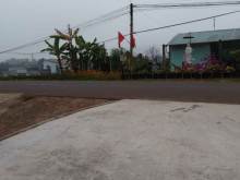 khu vực Tân Hòa. DT 164 m2  Sau lưng kaoke song phụng 2.