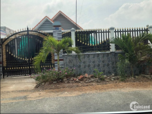 Bán m ngang mặt tiền đường 173