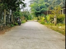 Nền đẹp 8*22 có 50m thổ cư đường xe 16 chỗ tới đất