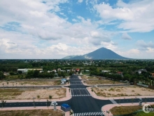 Cần bán lô đất Khu đô thị Phường 3 , Nguyễn Hữu Thọ