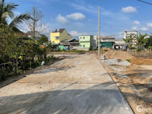 Bán Đất Giá rẻ .Lộ Oto quay đầu.  Vị trí: KDC Vượt lũ