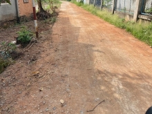 Bê tông + đất đỏ+ 3 sào : 29,9 m mt bê tông + 50 m2 ont .... Giá êm lắm khách ơi