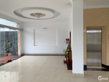 Bán khách sạn đường chính, view thoáng, gần trung tâm đà lạt