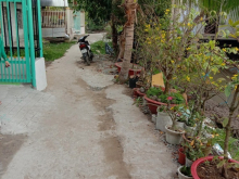 cần bán đất và nhà mới xây dựng cách trung tâm quận ô môn 1km