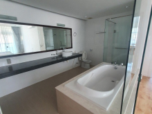 Bán căn hộ biển 2PN view biển giá gốc của chủ đầu tư, chỉ 22,5triệu/m2, 155m2