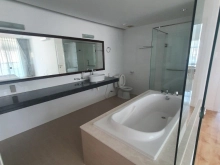 Bán căn hộ biển 2PN view biển giá gốc của chủ đầu tư, chỉ 22,5triệu/m2, 155m2