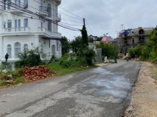 Bán khách sạn mặt tiền đường Tô Hiến Thành phường 3 thành phố Đà Lạt