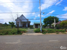 Bán/cho thuê nhà MT 23x90 Thôn Thiện Chí,xã Ninh Gia,Đức Trọng,5,6 tỷ TL