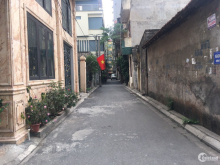 Chuyển công tác bán đất sổ đỏ 87,5m nhà 3 tầng ngõ 85 Sài Đồng giá rẻ