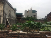 Chính chủ bán đất đẹp 96,5m mặt đường 42 thông sang 95 Phố Bòm, Sài Đồng