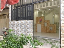 GIÁ : 11.000.000 / Tháng – 106m2 (5 Phòng ngủ - 4 Toilet)