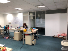 Cần cho thuê gấp văn phòng 80m2 giá 18tr tại tòa nhà mặt phố Trần Đại Nghĩa, HN
