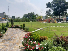 Bán Khách Sạn 5 Sao Vị Trí Trung Tâm , Tặng Ngay 750 triệu