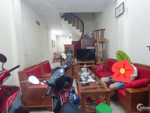 Nhà Trung Kính 48m2, 5T, cực gần oto, nhà mới nội thất đẹp, 4.9tỷ