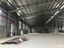 Cho thuê xưởng đẹp khu công nghiệp Đình Trám, Bắc Giang 2.000m2, giá rẻ.