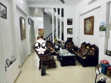 Bán nhà mặt phố phường Cẩm Thượng, TP HD, 71m2, mt 4m, 3 tầng, 3 ngủ, KD cực tốt