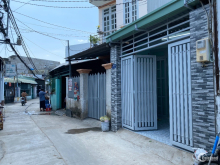 Cho thuê nhà nguyên căn Dt:98m2 đường Nguyễn Thị Định, Q2