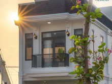 Nhà phố vườn Nam Sài Gòn 1 trệt1 lầu chiết khấu 20%