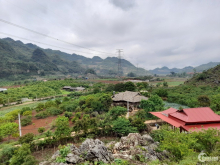 Bán lô đất view đẹp,diện tích 1500m2 tại Mộc Châu!