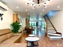 Bán gấp nhà phố Thủy Nguyên, kđt Ecopark đang kinh doanh tốt