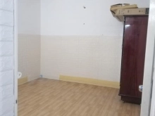 Bán trước Tết căn hộ chung cư C4 , chủ sửa lại hoàn toàn.