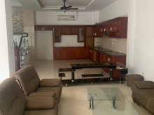 Bán nhà vườn KĐT Tuệ Tĩnh, TP HD, 108m2, mt 8m, 3 tầng, 3 ngủ, 4 vs, hướng đông,