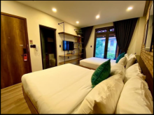 Khách sạn cần bán vị trí đẹp thoáng mát