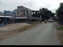 Bán nền 200m thổ Mặt tiền hơn 5m, gần chợ thạnh quới.