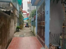 Bán nhà phường Phúc Lợi, dt 55m, 3 tầng, giá hạt dẻ chỉ 2.95 tỷ