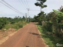 550m2 có 18m mặt tiền nhựa.. thổ cư sổ riêng cách lô1A 700m