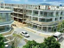 Nhà phố shophouse hồ bơi riêng, sổ hồng riêng