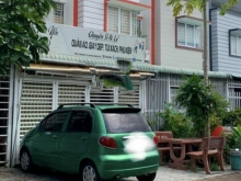 Bán nhà mặt tiền chợ đêm giá rẻ