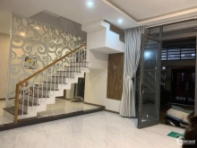 Nhà hẻm 166 hai bà trưng Nhà 1mê ,2 pn ,1pk lớn cho gia đình ở thích hợp