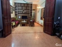 Nhà cách cổng chính đại học công nghệ thông tin 150m.