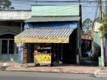 Bán Cửa hàng 2 mặt tiền với chiều rộng 9 m, sâu 15 m. Mặt tiền rộng